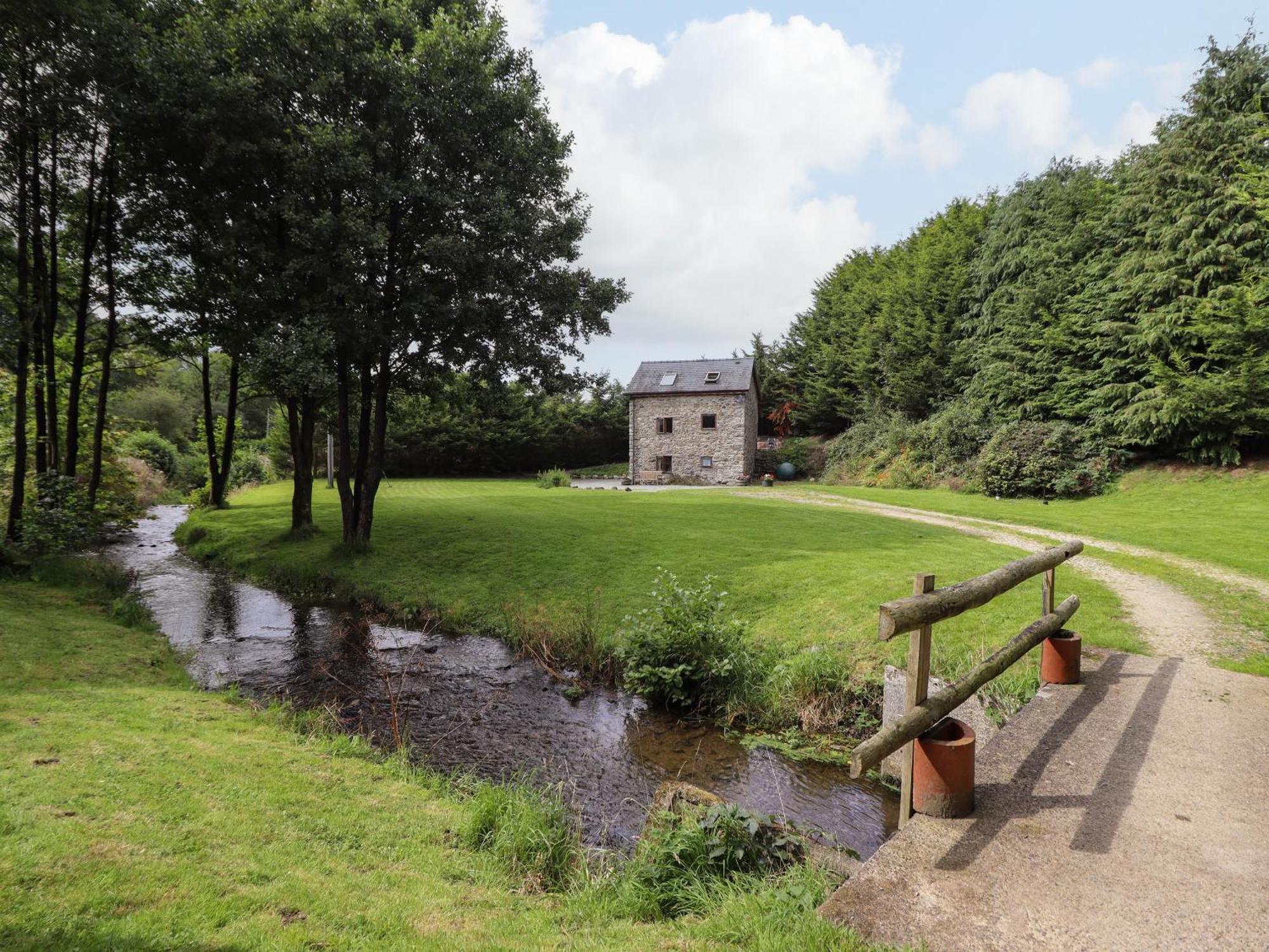 Yr Hen Felin Villa Oswestry Buitenkant foto