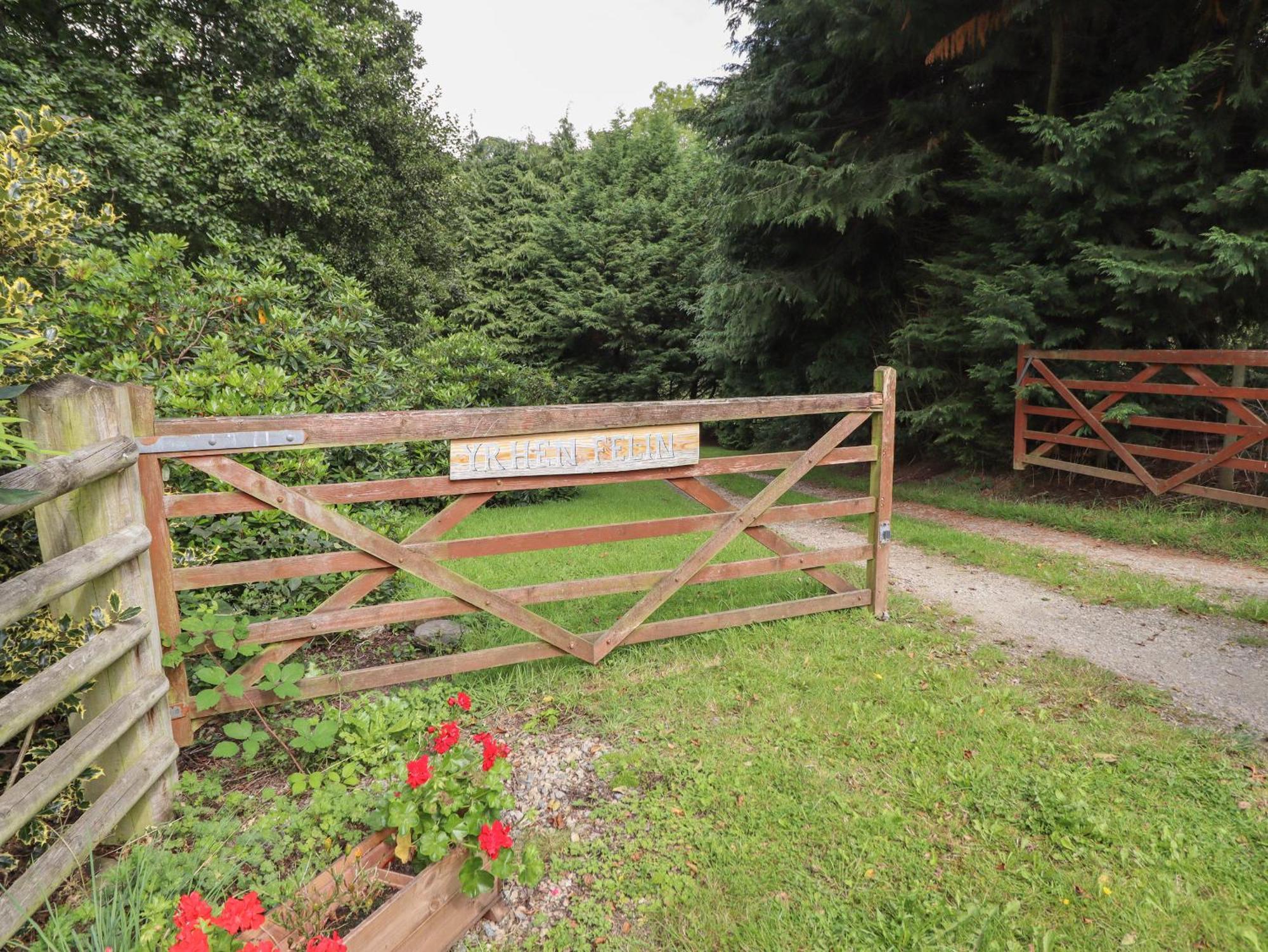 Yr Hen Felin Villa Oswestry Buitenkant foto